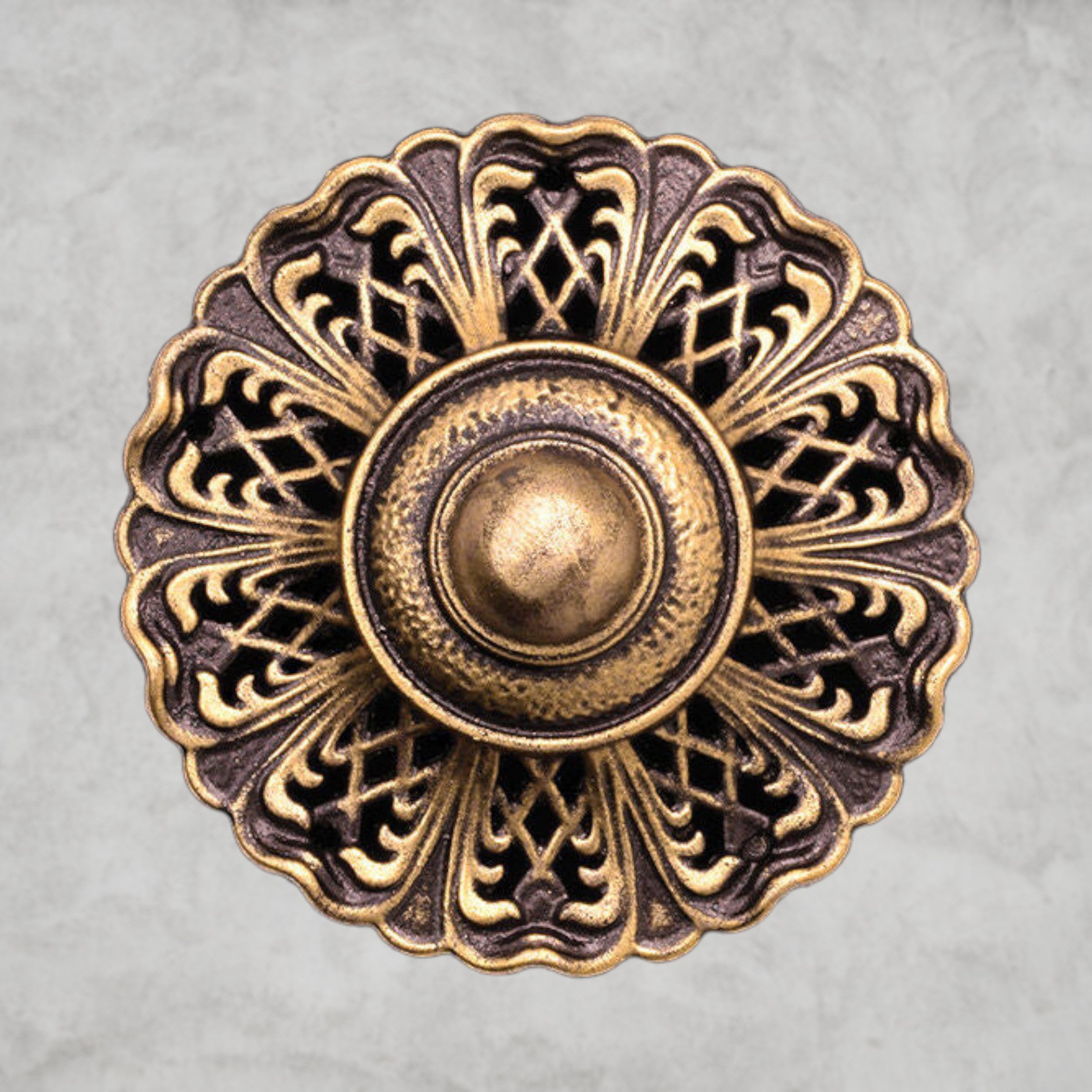 La Scala Chandelier 28"